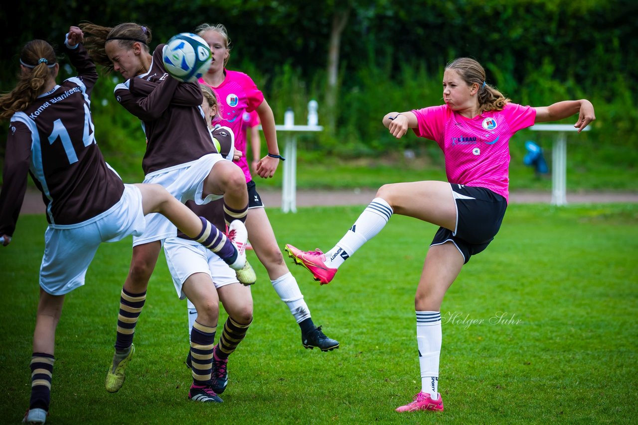 Bild 554 - Loewinnen Cup